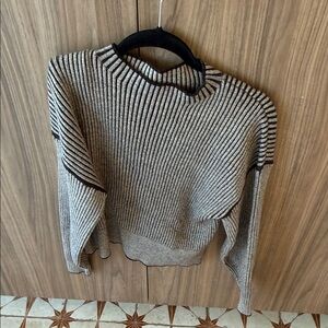 Varley Black and Gray Ribbed Sweater